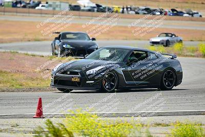 media/May-04-2024-Team Topak Racing (Sat) [[1dff1aa745]]/Inter Low 1/Session 2/